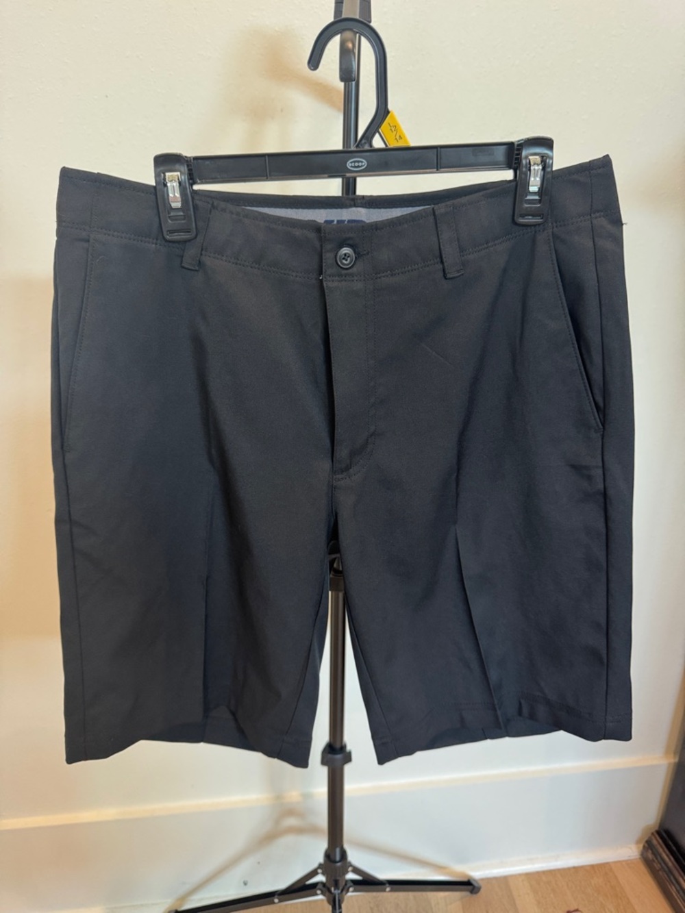 PGA Tour Black Men's Flat Front Golf Shorts